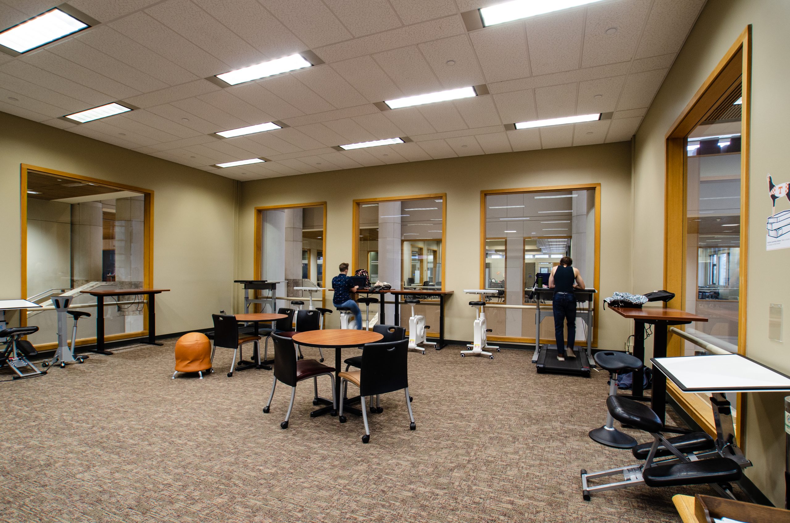 active learning space in the commons of hodges library